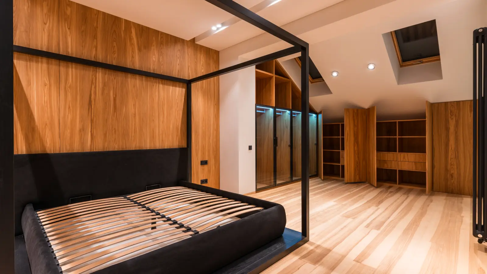 BespokeDining & Bedroom Furniture Dubai
