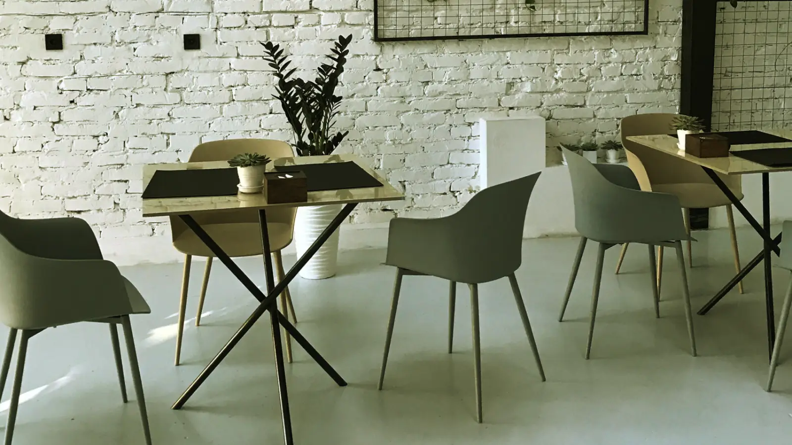 Cafe Furniture Dubai | Custom Made for Cafés & Coffee Shops