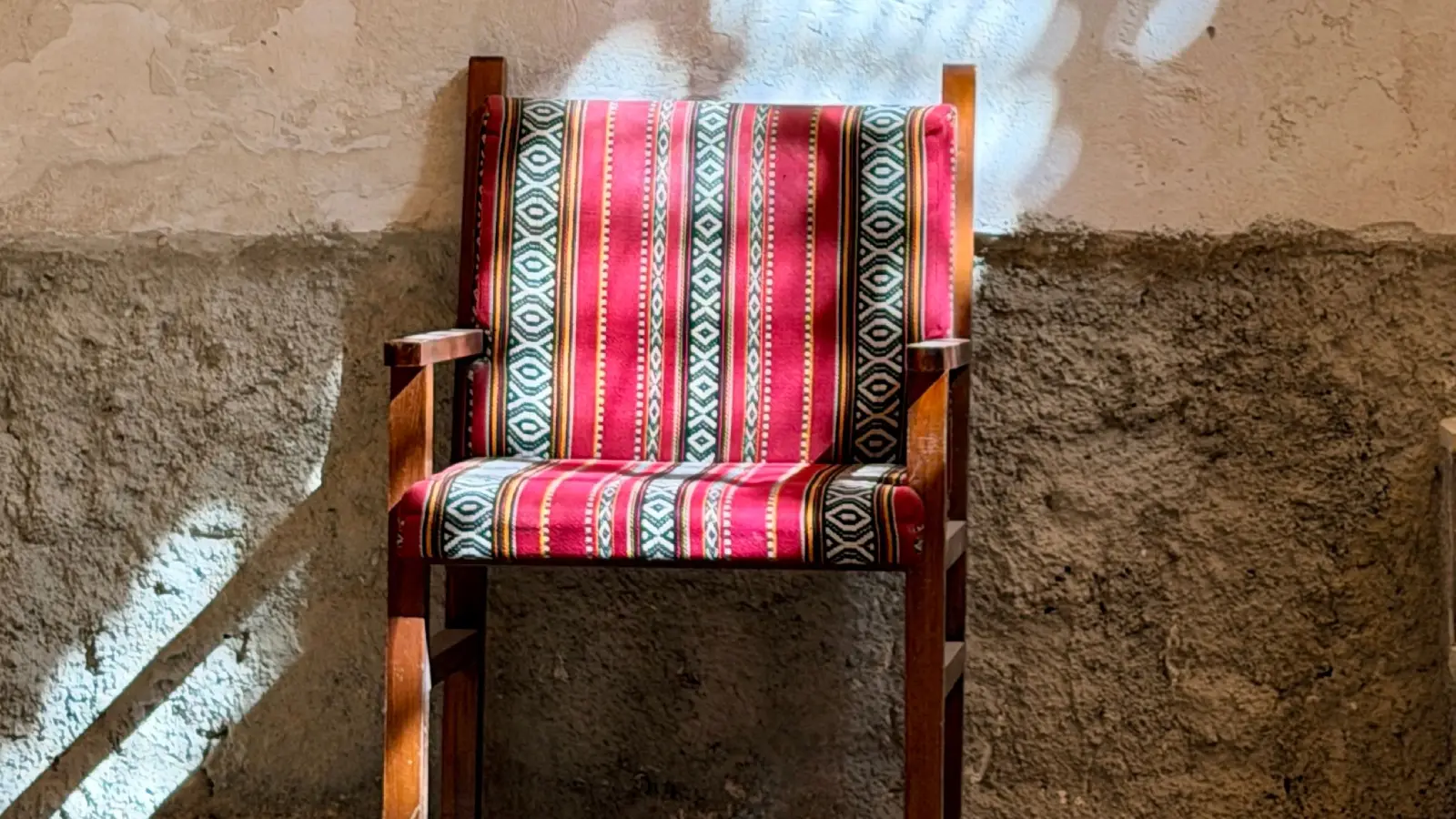 The History of Furniture Making in the Arab World