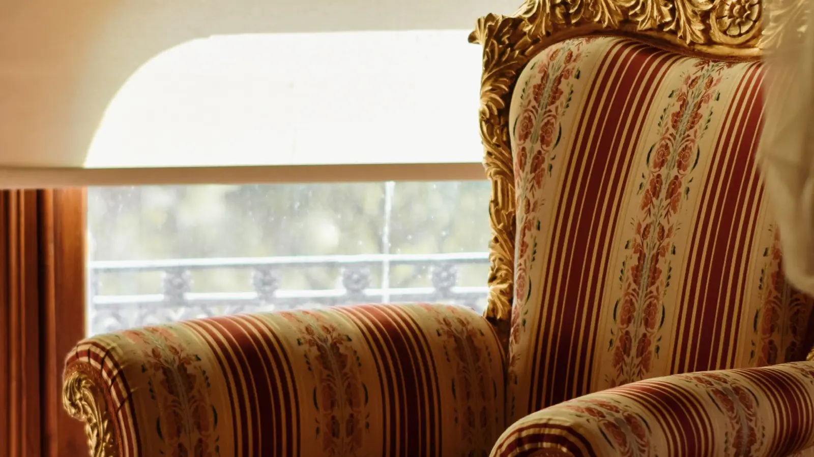 Luxury Upholstery & Furniture Restoration in Downtown Dubai | Furniture Dubai